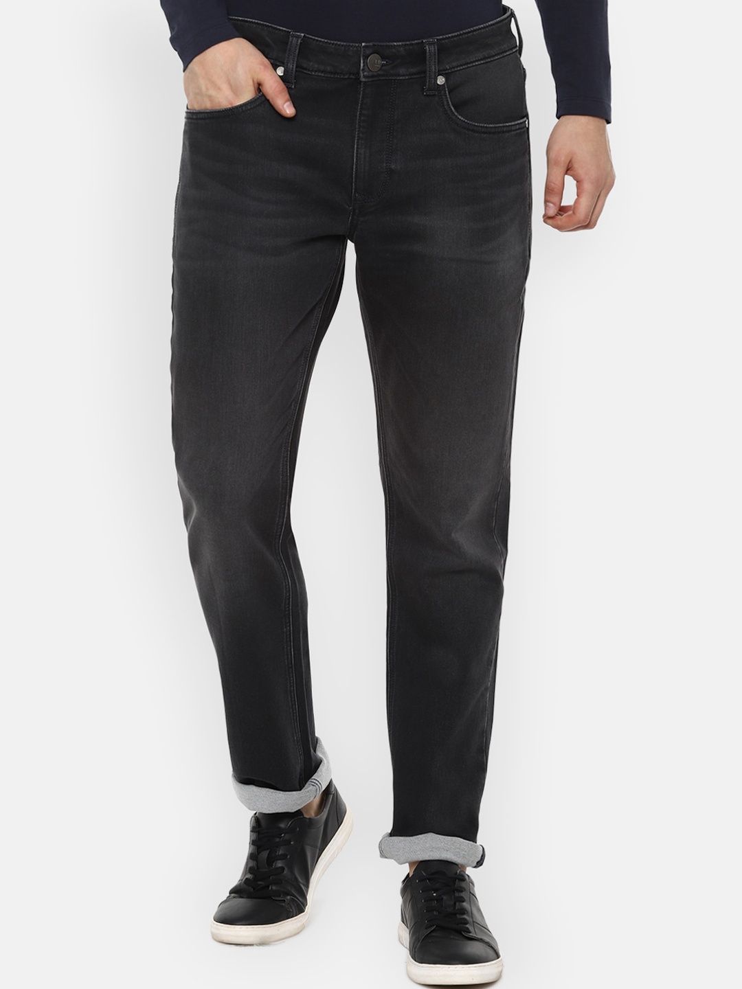 

Louis Philippe Jeans Men Black Slim Fit Mid Rise Clean Look Jeans