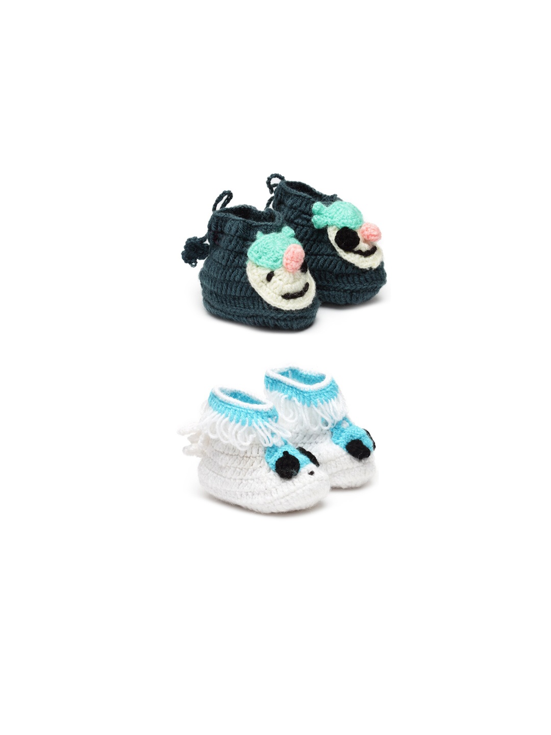 

CHUTPUT Infants Set of 2 Navy Blue & White Hand Knitted Woollen Crochet Booties