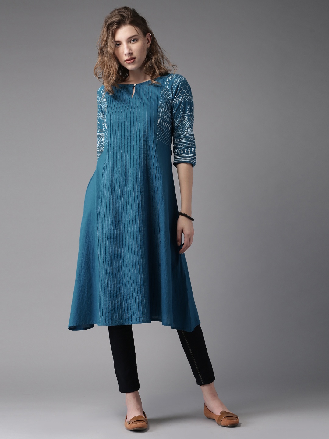 

Moda Rapido Blue Solid A-Line Kurta