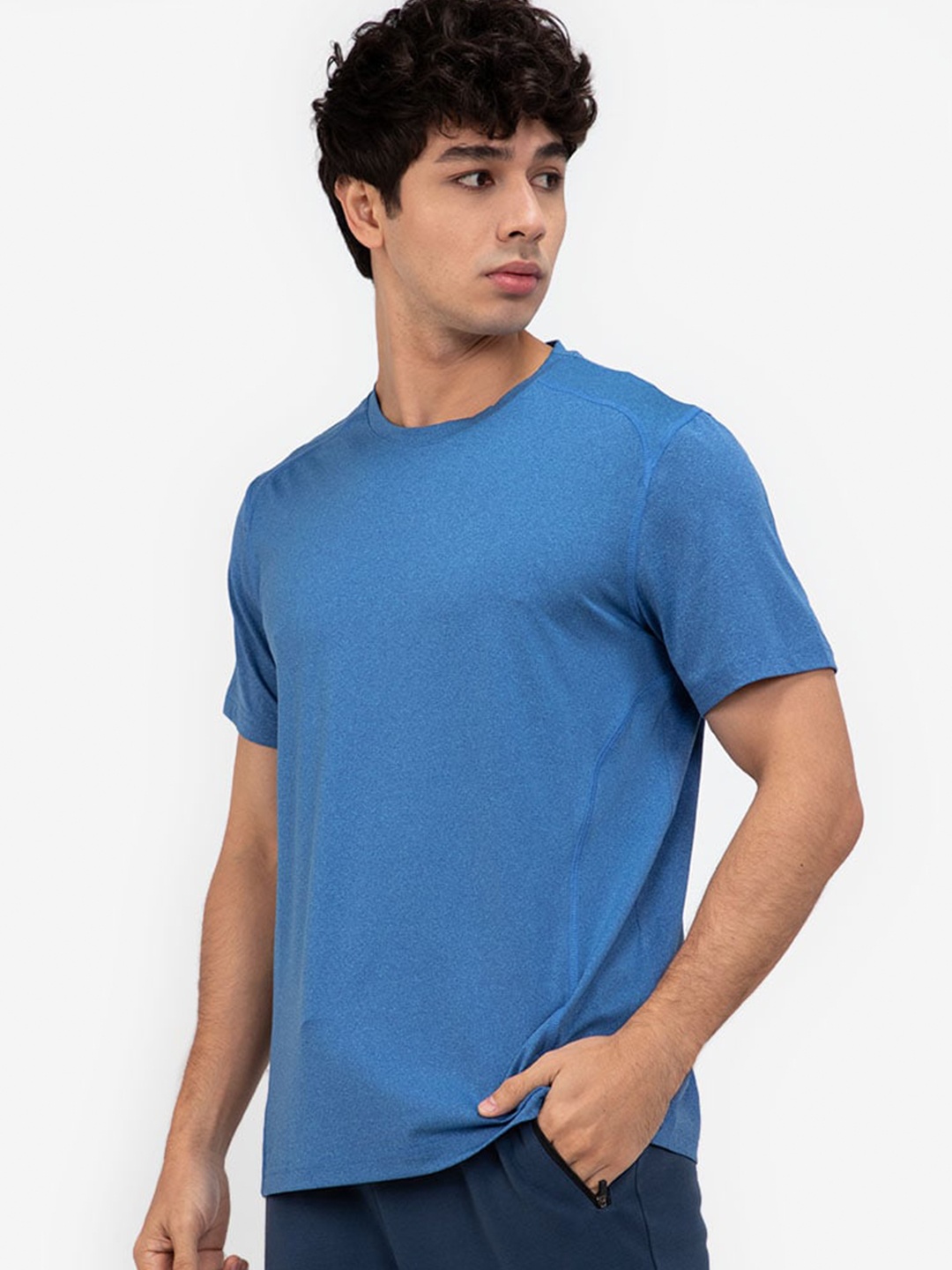 

ZALORA ACTIVE Men Blue T-shirt