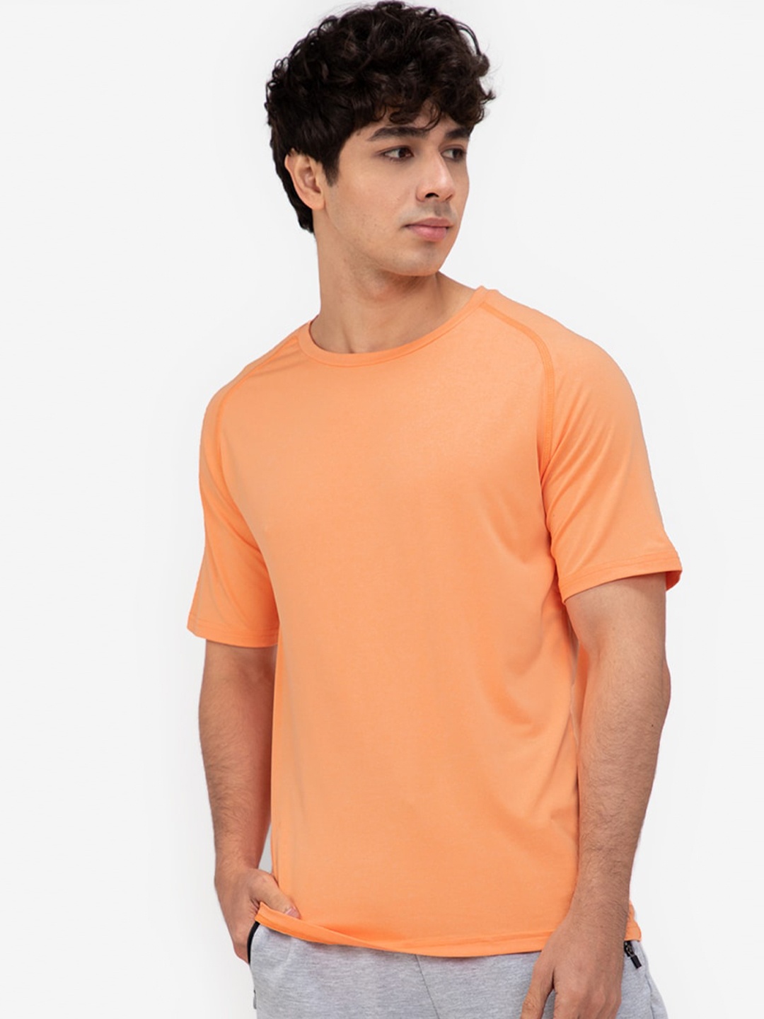 

ZALORA ACTIVE Men Orange T-shirt