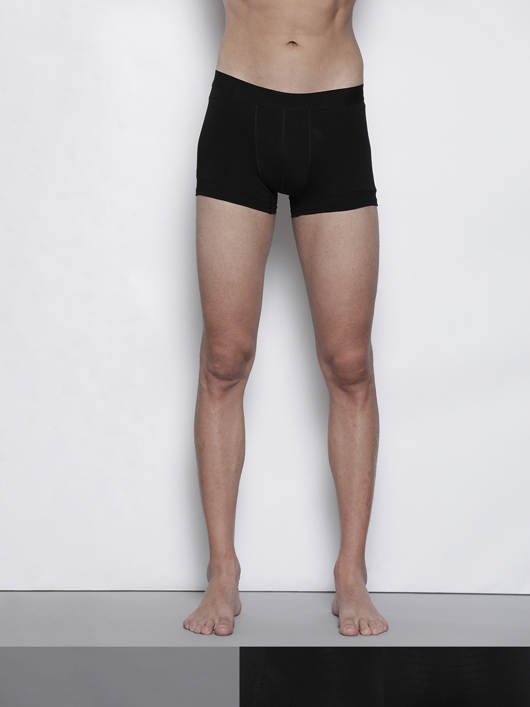 

DeFacto Men Pack Of 3 Black Solid Trunk N4277AZ