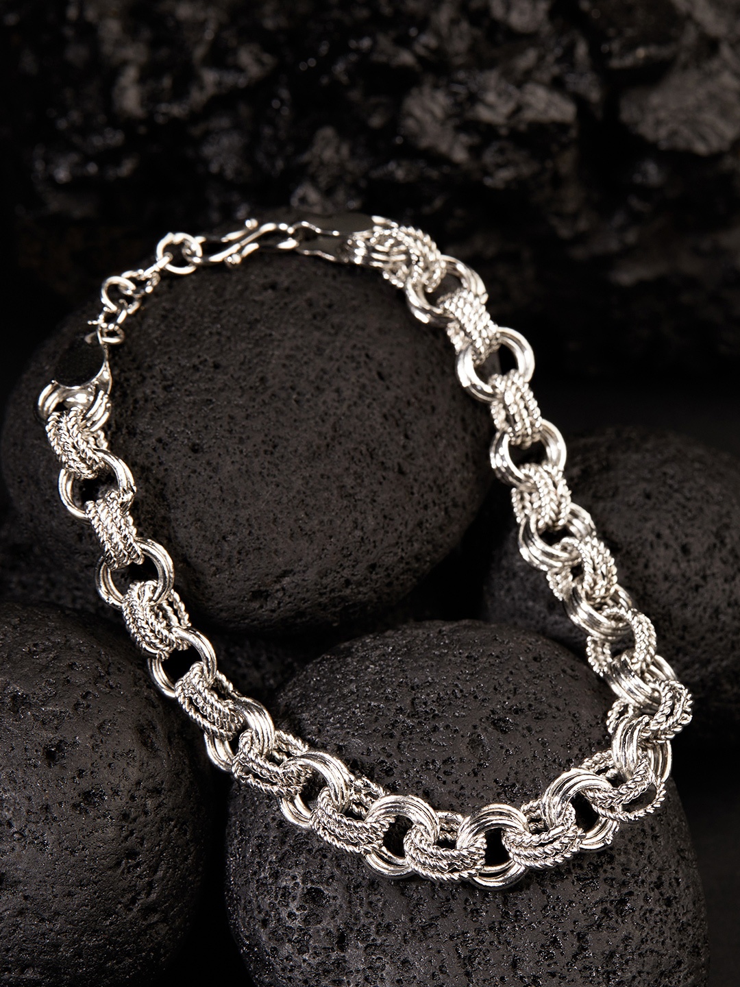 

The Roadster Lifestyle Co Men Silver-Toned Handcrafted Silver-Plated Link Bracelet