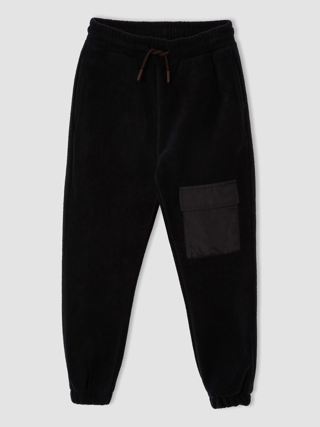

DeFacto Boys Black Solid Plush Joggers