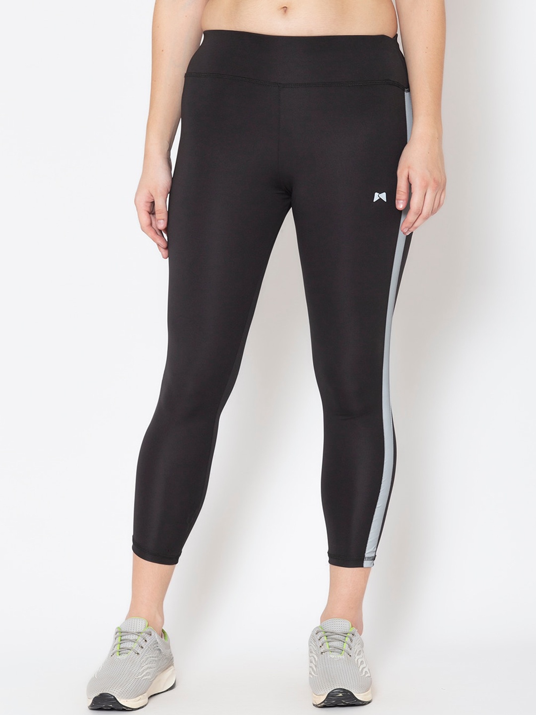 

MUSCLE TORQUE Women Black Solid Skinny Fit Ankle Length Training Tights