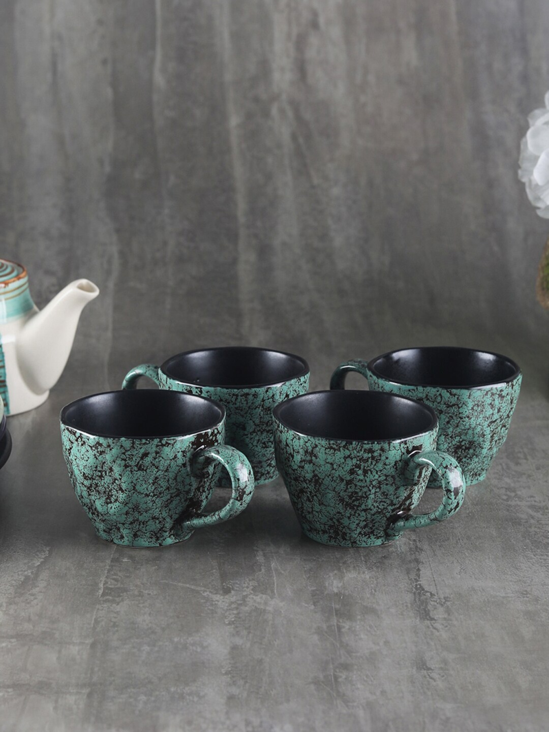 

VarEesha Green & Black 4 Pieces Printed Ceramic Glossy Cups