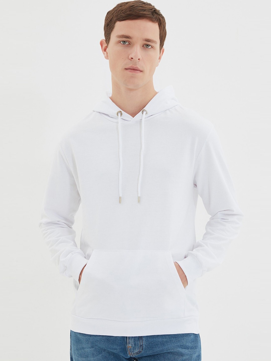 

Trendyol Men White Hooded Sweatshirt