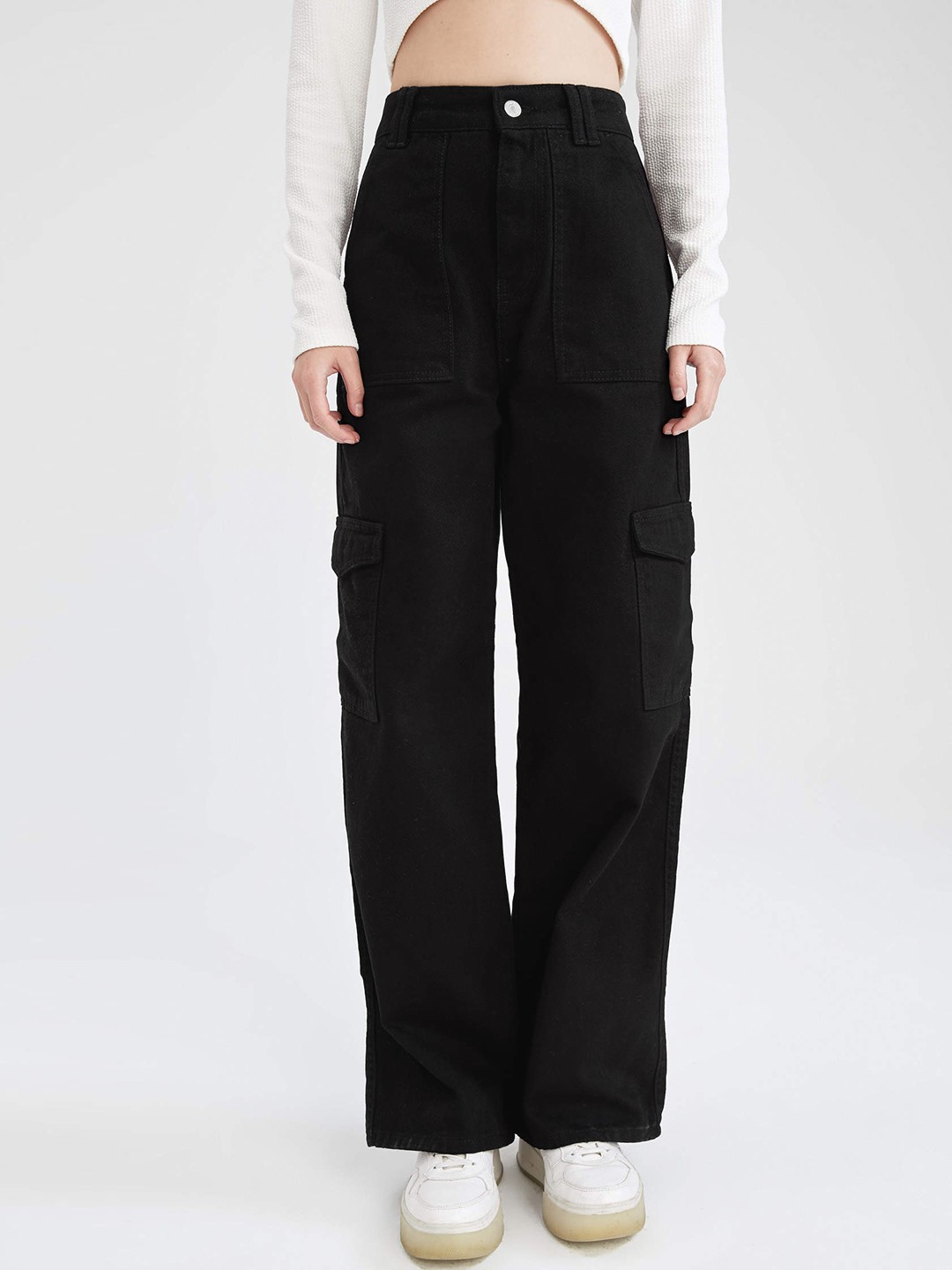 

DeFacto Women Black Pure Cotton Solid High-Rise Cargos