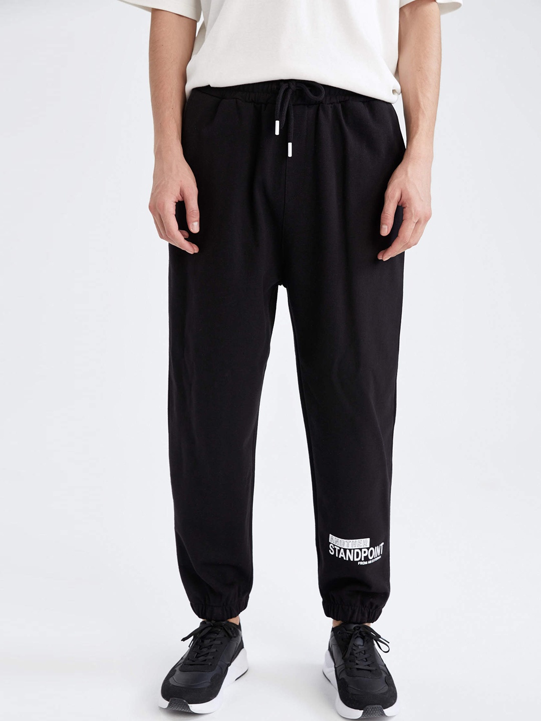 

DeFacto Men Black Solid Joggers