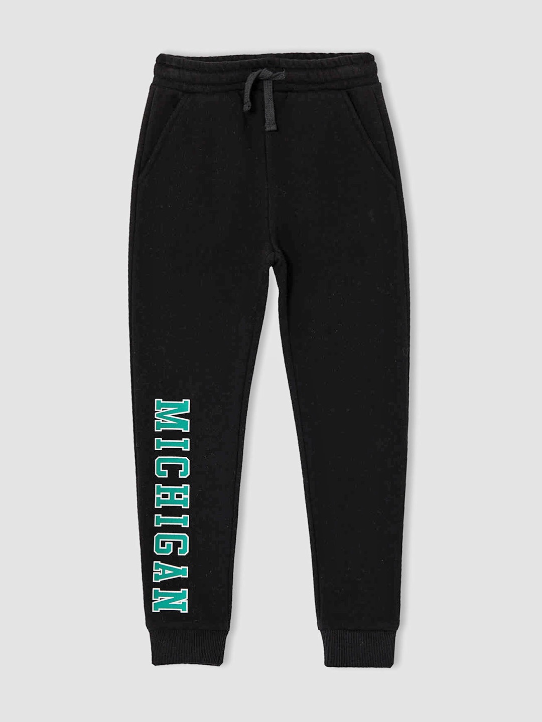 

DeFacto Boys Black Solid Joggers