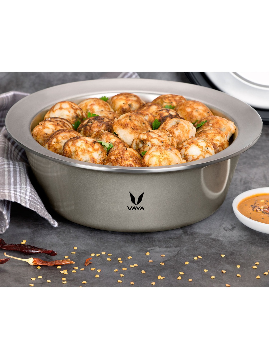 

Vaya Grey Solid Stainless Steel Serving Casserole 1.5 L