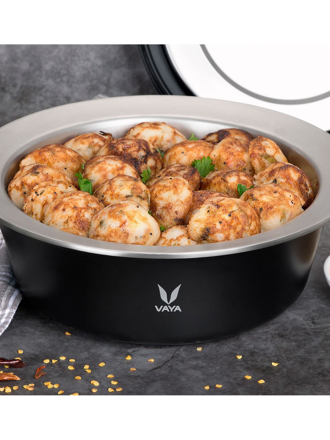 

Vaya Unisex Black Solid Stainless Steel Casserole 1500 ML