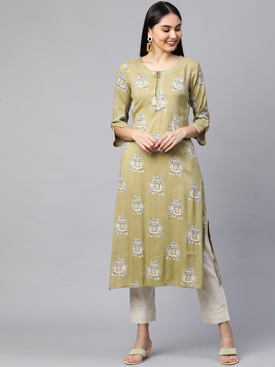 

FASHOR Women Green Ethnic Motifs Printed Gotta Patti Kurta with Trousers