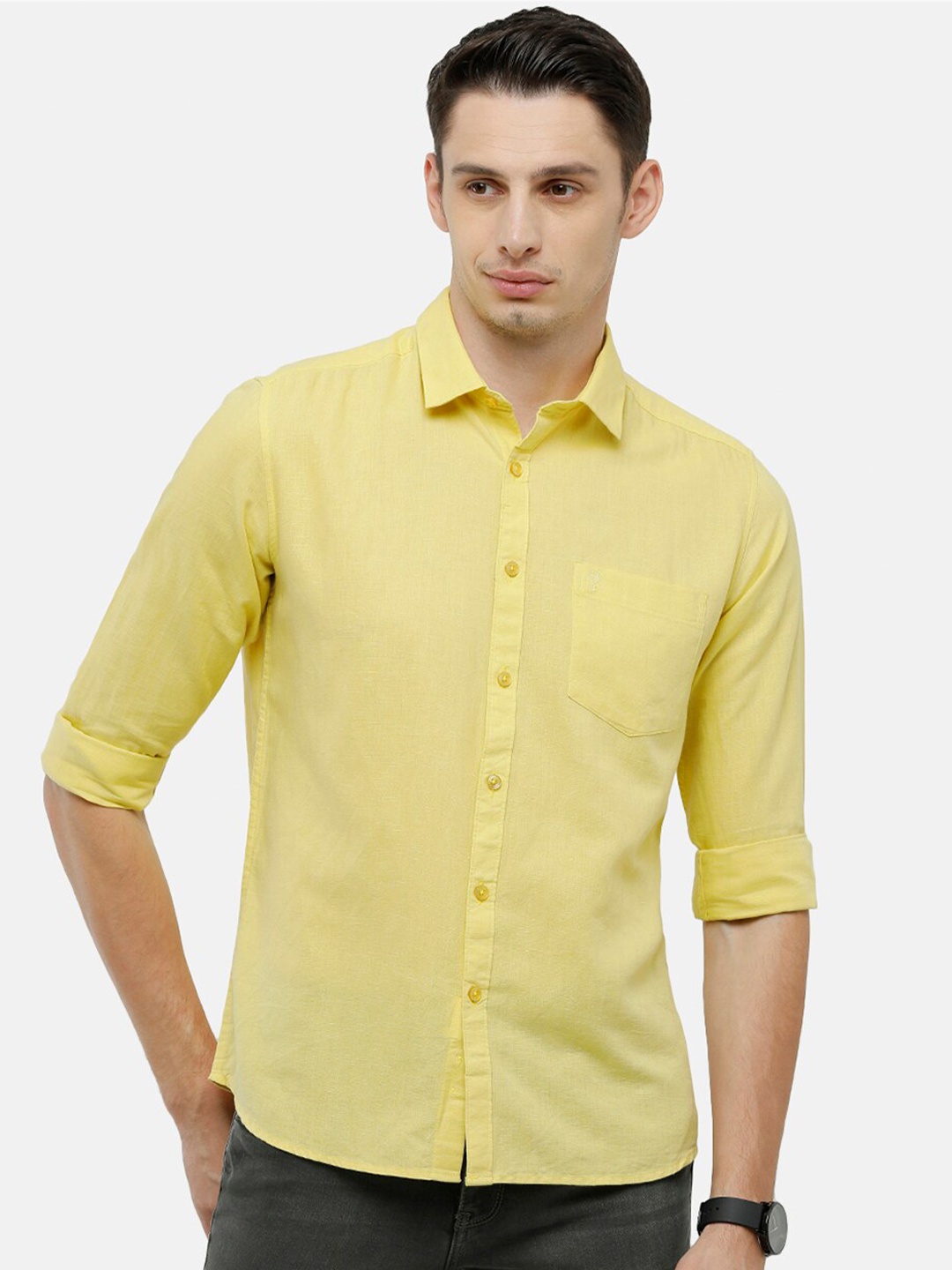 

Classic Polo Men Yellow Slim Fit Casual Shirt