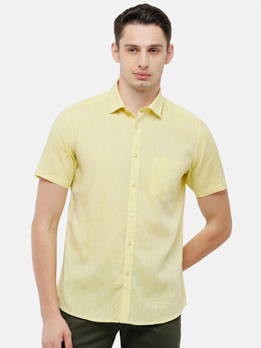 

Classic Polo Men Yellow Slim Fit Casual Shirt