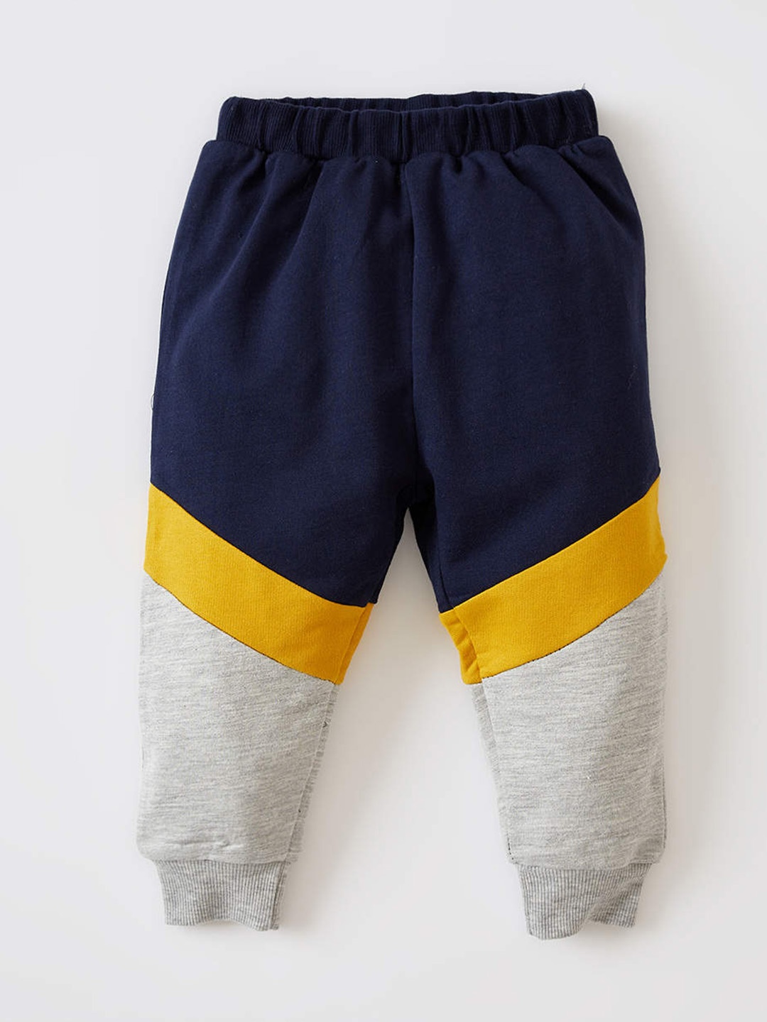 

DeFacto Boys Navy Blue & Grey Melange Colourblocked Joggers