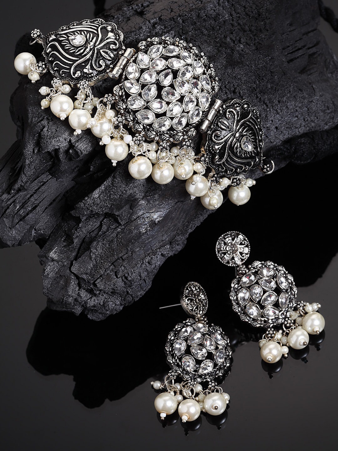 

Arrabi Oxidised Silver-Toned & White Stone-Studded & Pearl Beaded Jewellery Set