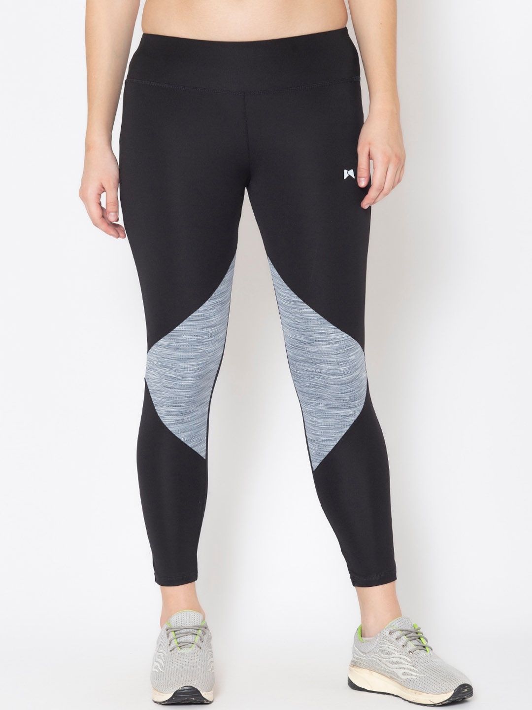 

MUSCLE TORQUE Women Black & Grey Solid Skinny Fit Ankle Length Tights