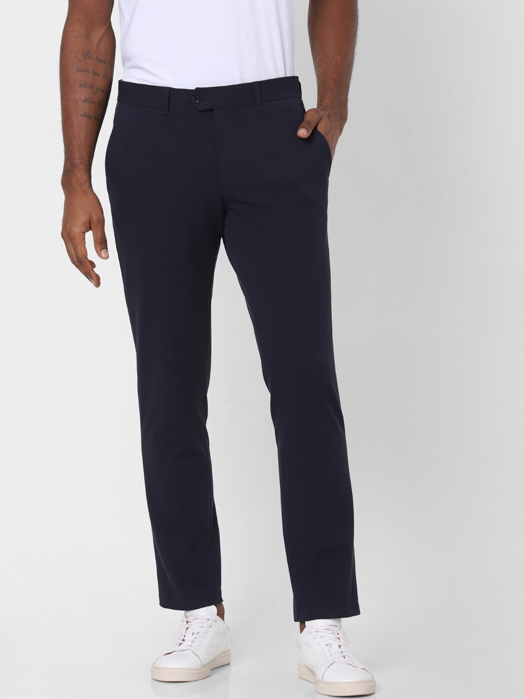 

SELECTED Men Navy Blue Solid Slim Fit Trousers