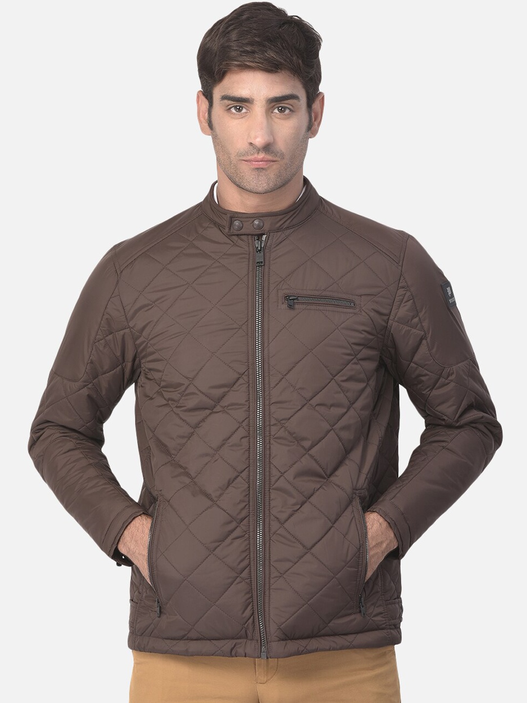 

Woods Men Brown Water Resistant Quilted Jacket