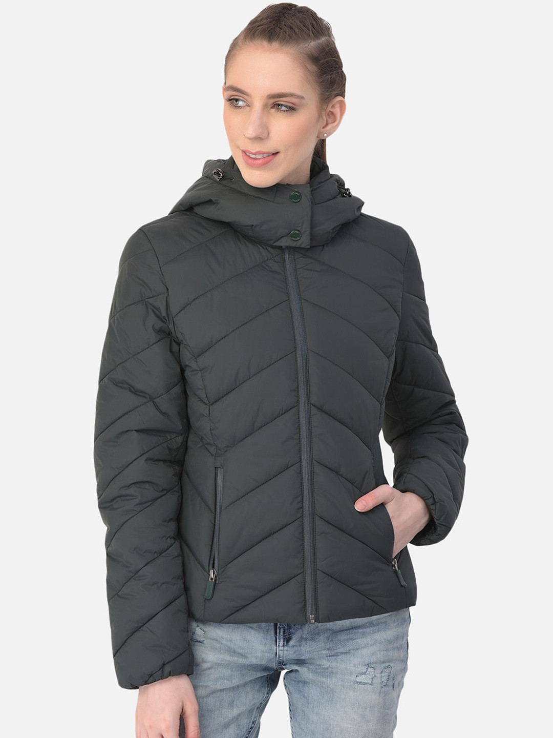 

Woods Women Green Water Resistant Longline Puffer Jacket
