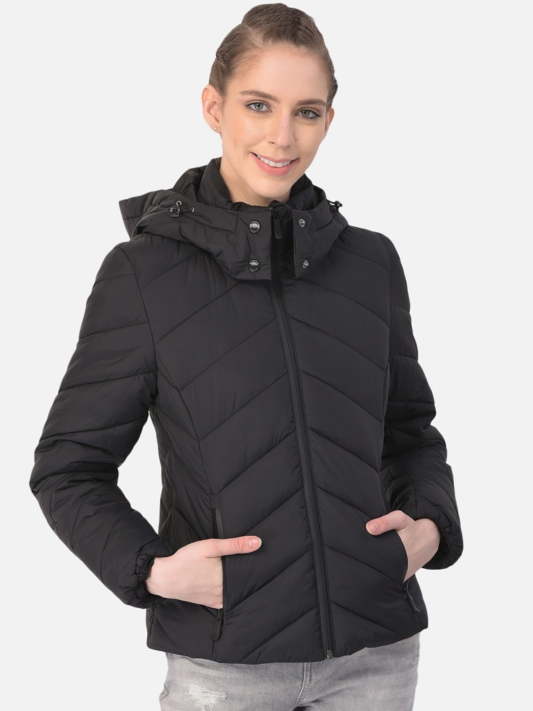 

Woods Women Black Water Resistant Padded Jacket