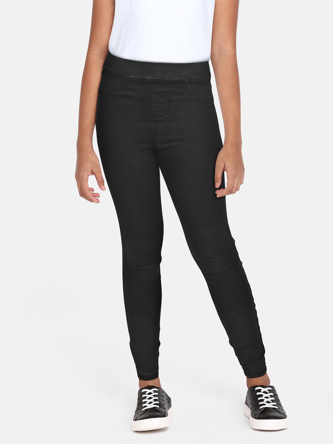 

DeFacto Girls Black Solid Jeggings