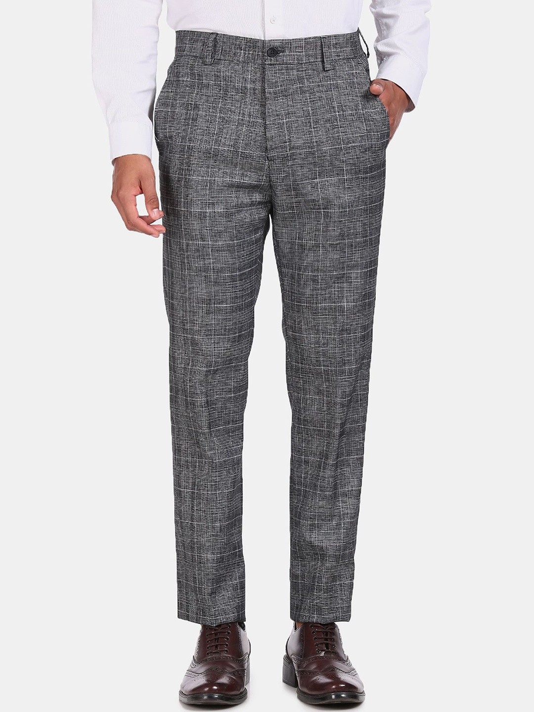 

Excalibur Men Black Checked Trousers