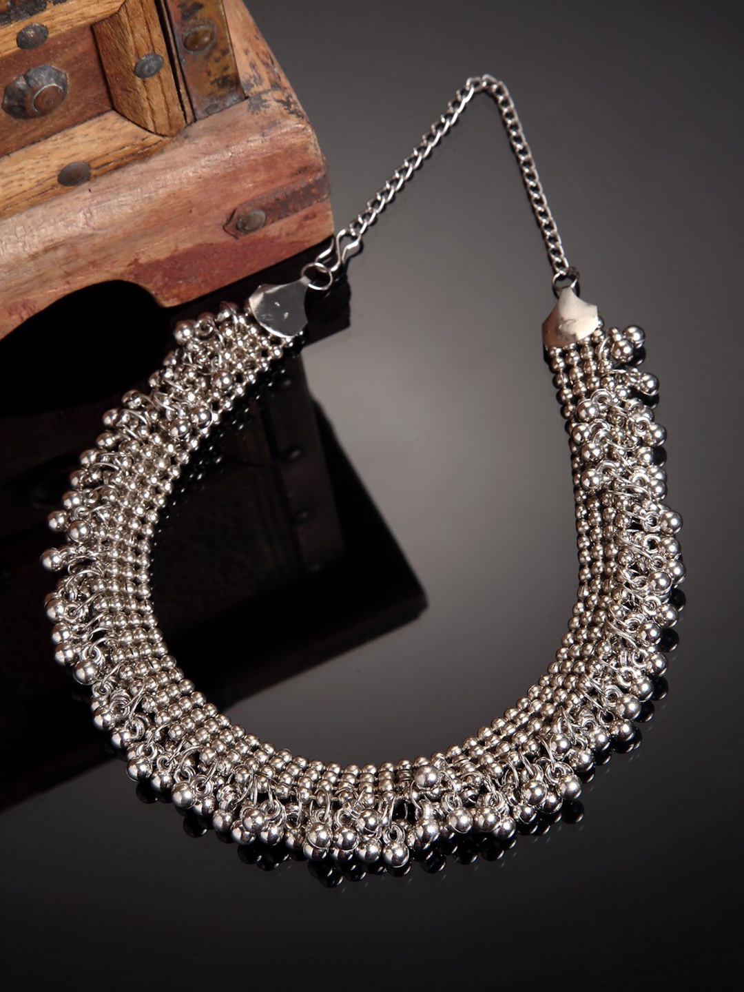 

Arrabi Silver-Plated Oxidised Necklace