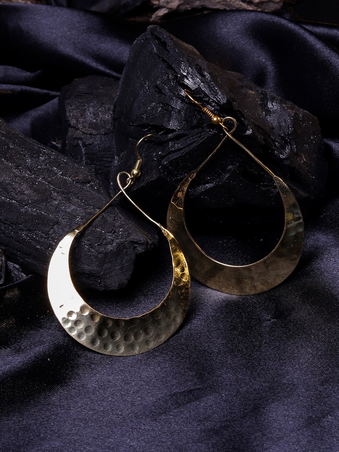 

DIVA WALK EXCLUSIVE Gold-Toned Contemporary Drop Earrings