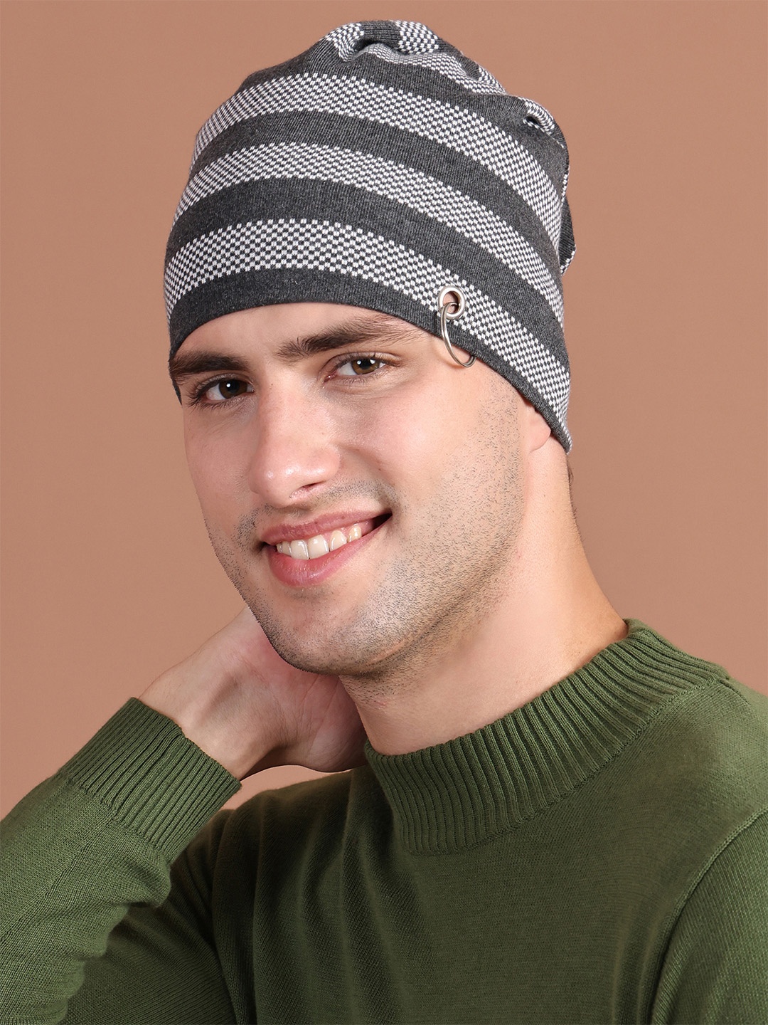 

VIMAL JONNEY Unisex Grey & White Striped Beanie