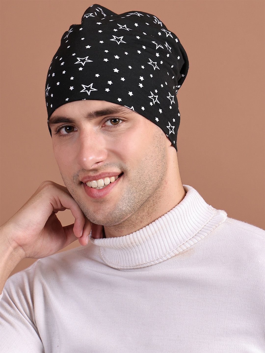 

MACK JONNEY Unisex Black & White Printed Beanie