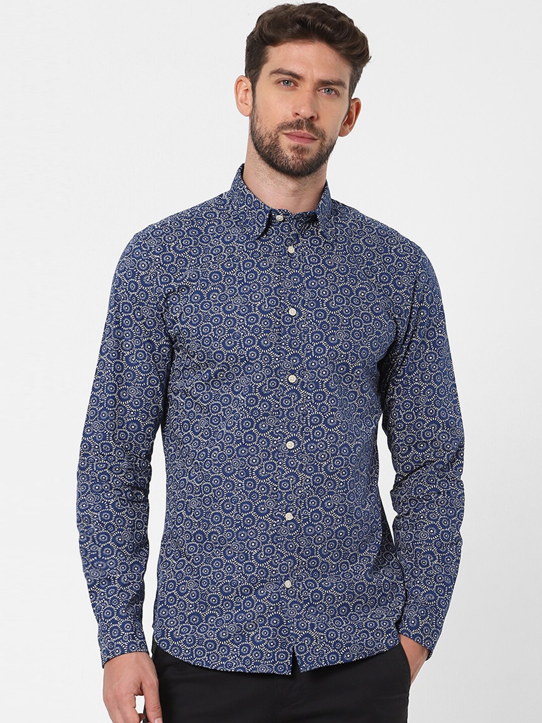 

SELECTED Men Navy Blue & White Slim Fit Printed Pure Cotton Casual Shirt