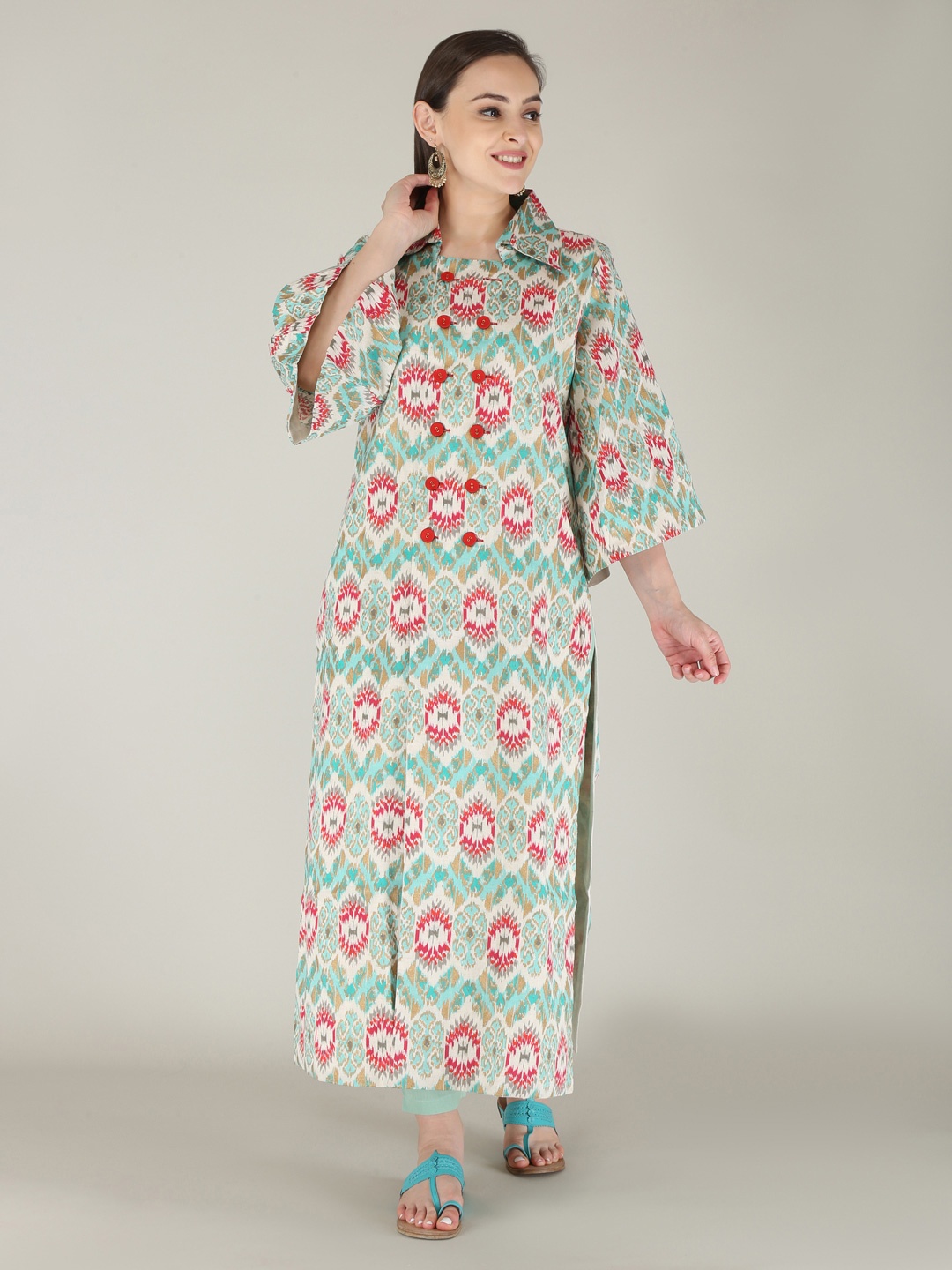 

KALINI Women Green Floral Printed Panelled Kurti with Trousers