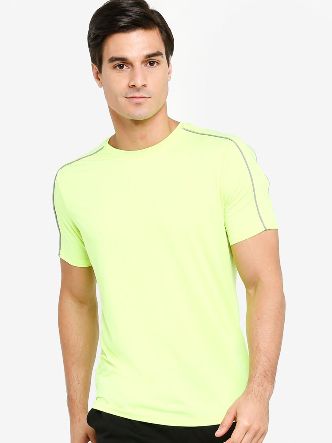 

ZALORA ACTIVE Men Fluorescent Green Reflective Logo Sports T-Shirt