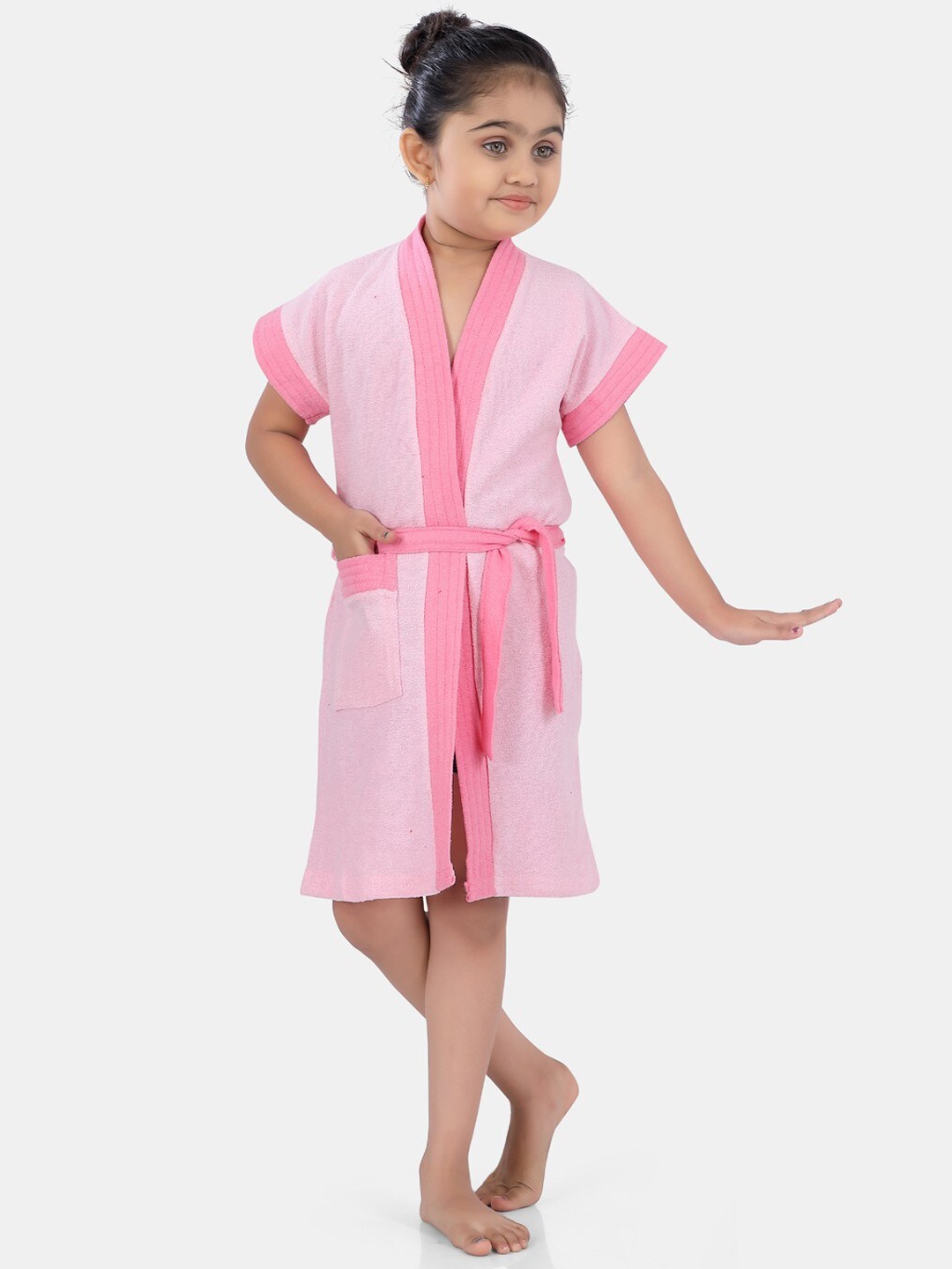 

POPLINS Kids Pink Solid Bath Robe