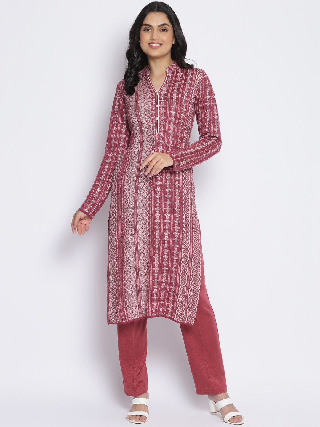 

MIKHAD Women Pink & White Ethnic Motifs Printed Jacquard Kurta
