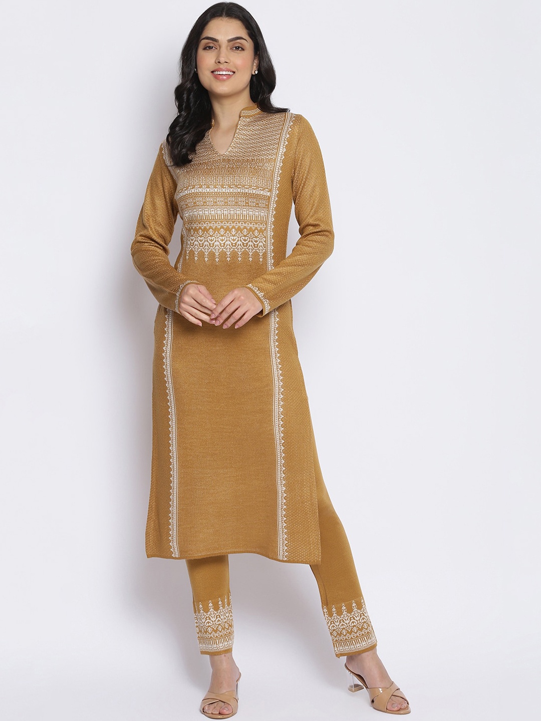 

MIKHAD Women Mustard Yellow Ethnic Motifs Embroidered Jacquard Kurta