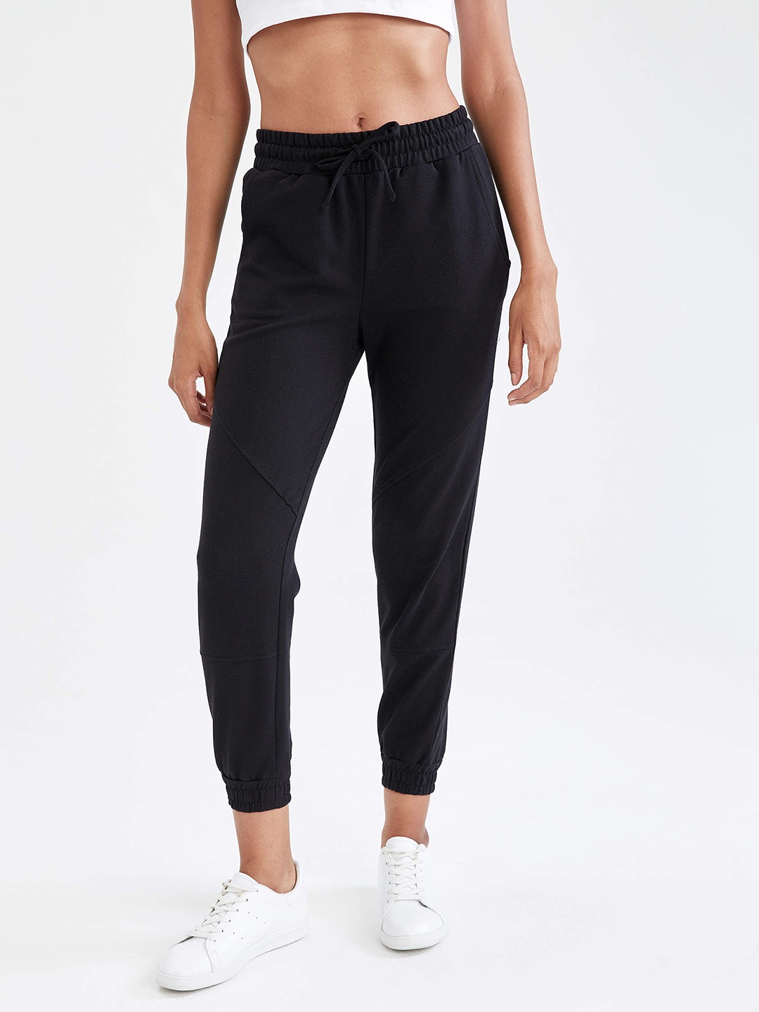 

DeFacto Women Black Solid Joggers