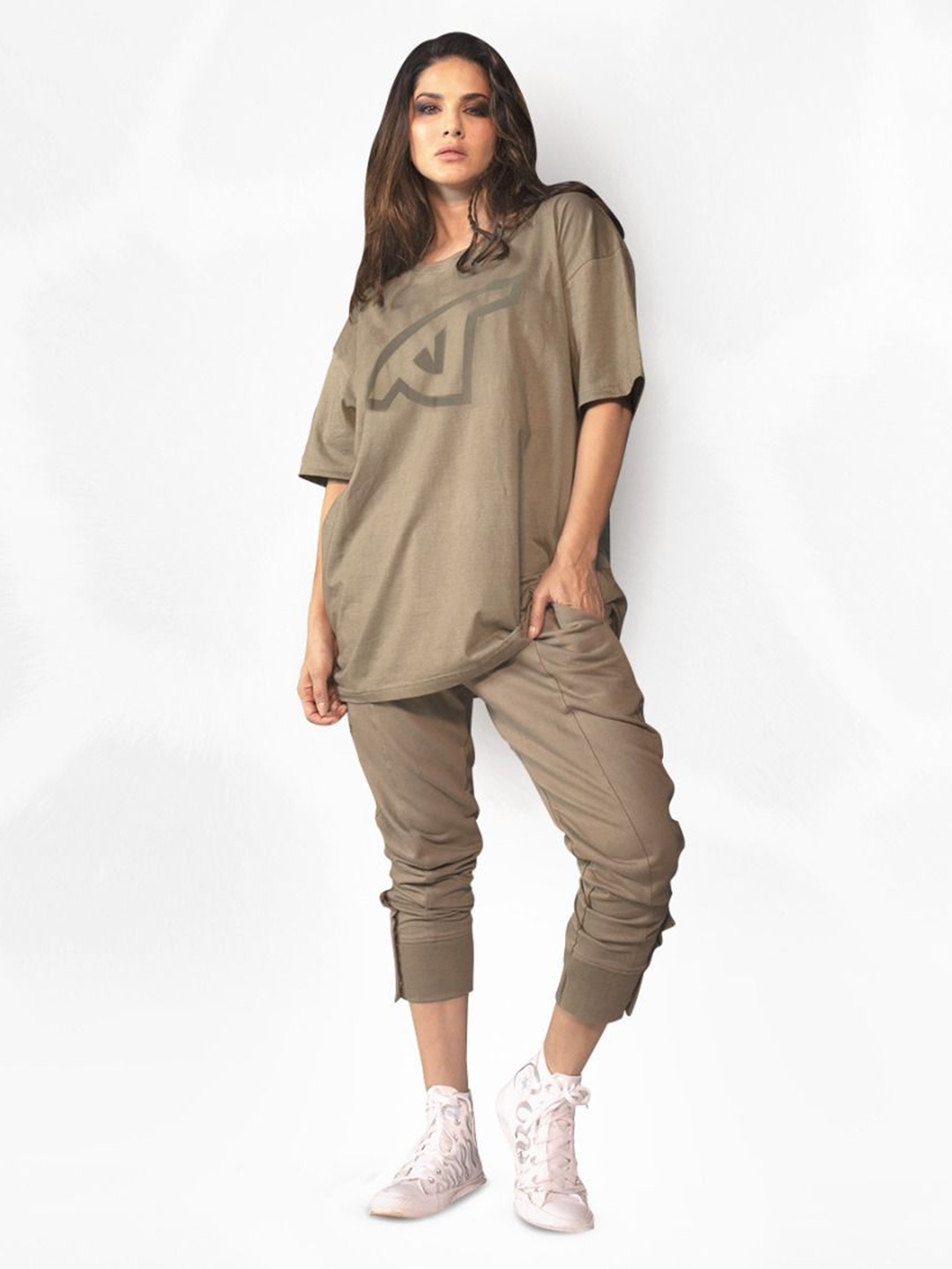 

I Am Animal Women Green Organic Cotton Loose Fit Reverse Eye T-Shirt