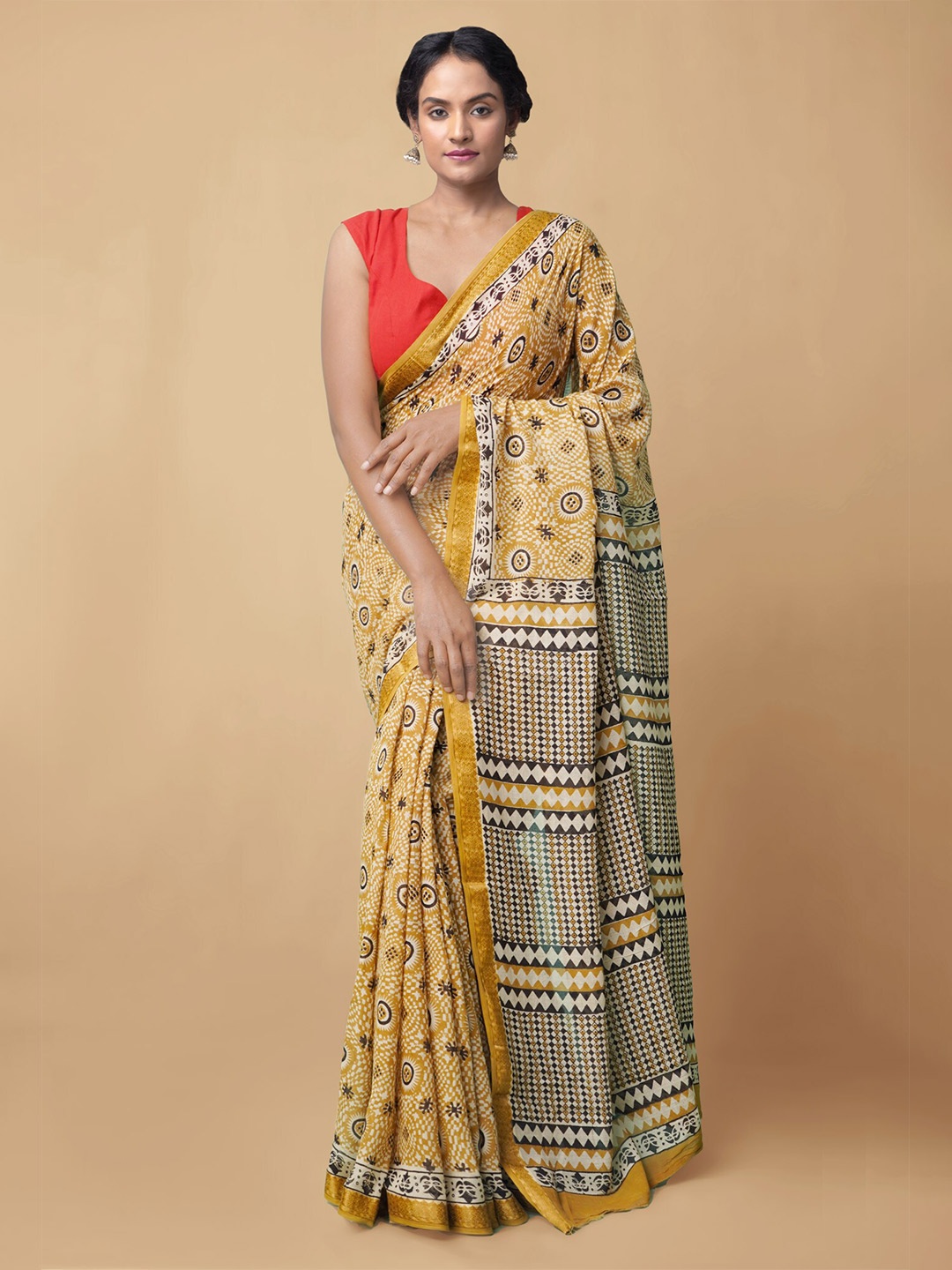 

Unnati Silks Brown & Black Ethnic Motifs Zari Bagru Saree