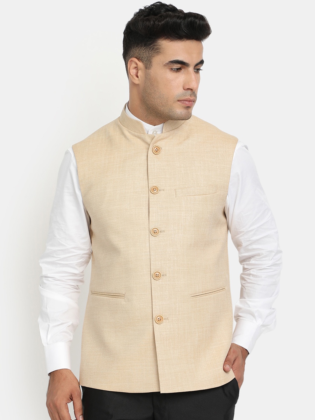 

HOB Men Nude-Coloured Solid Nehru Jacket