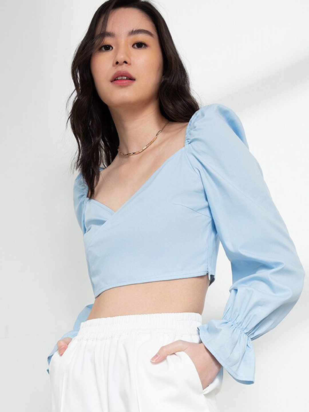 

ORIGIN BY ZALORA Blue Solid Sweetheart Neck Organic Cotton Wrap Crop Top