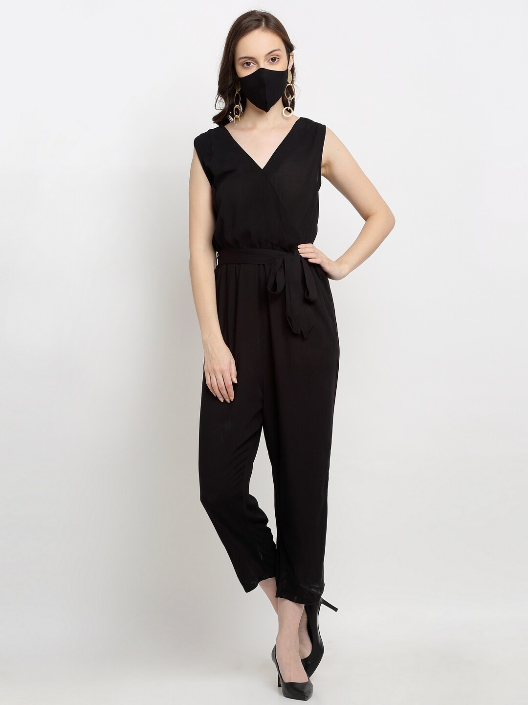 

DIVA WALK EXCLUSIVE Black Solid Basic Jumpsuit