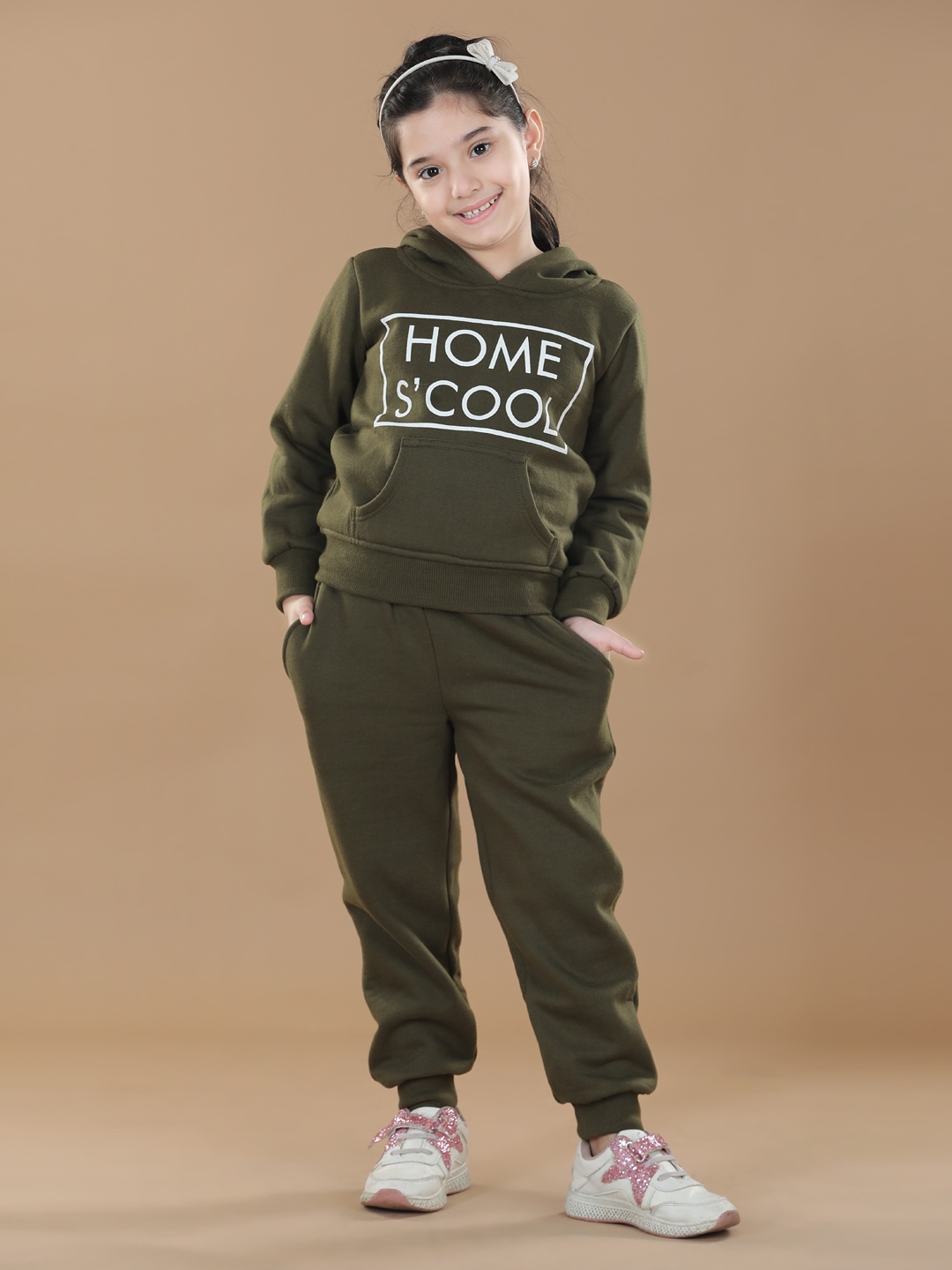 

StyleStone Girls Olive Green & White Printed Cotton Hooded Tracksuit
