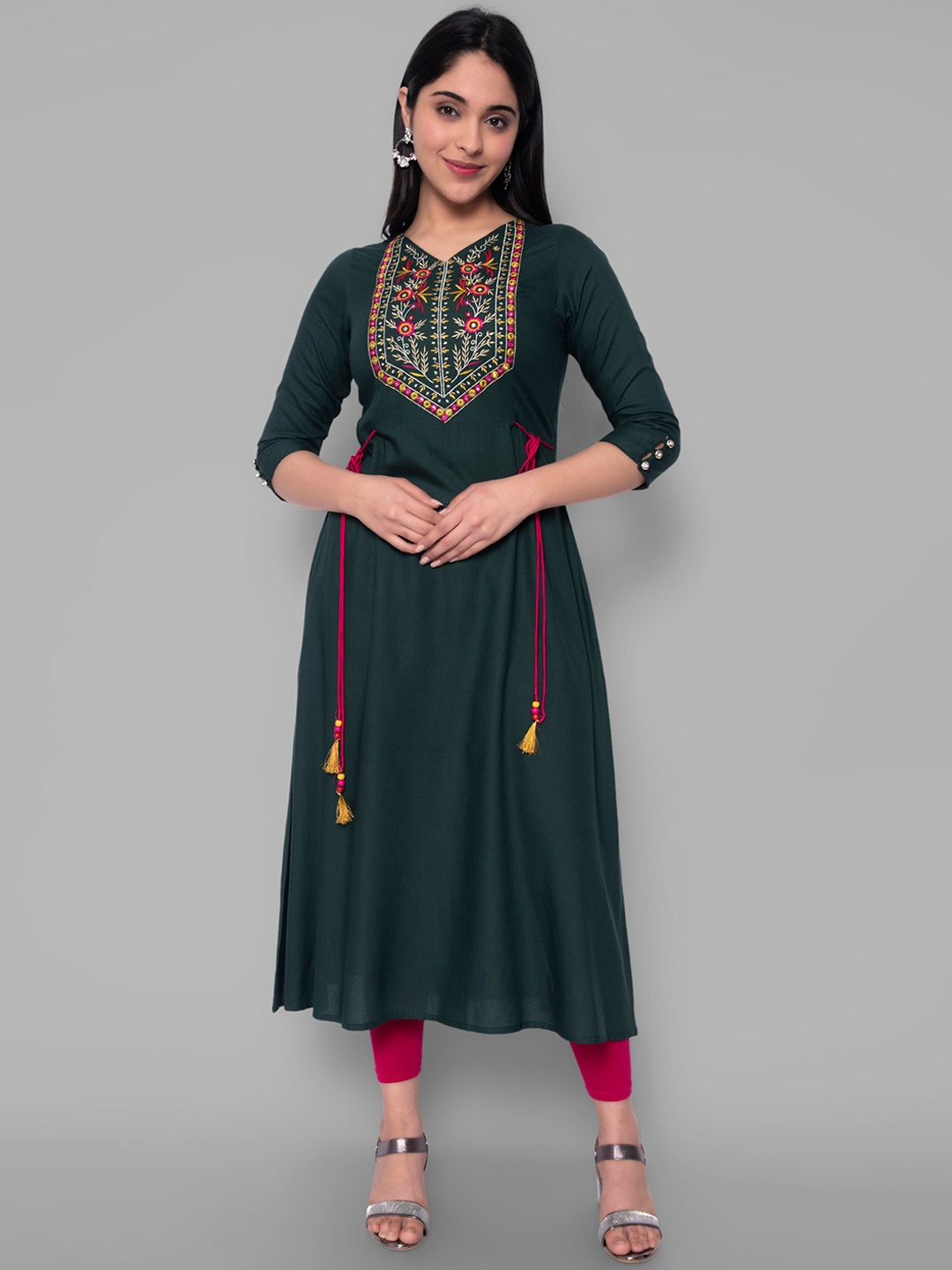 

KALINI Women Green Yoke Design Thread Work Handloom Kurta