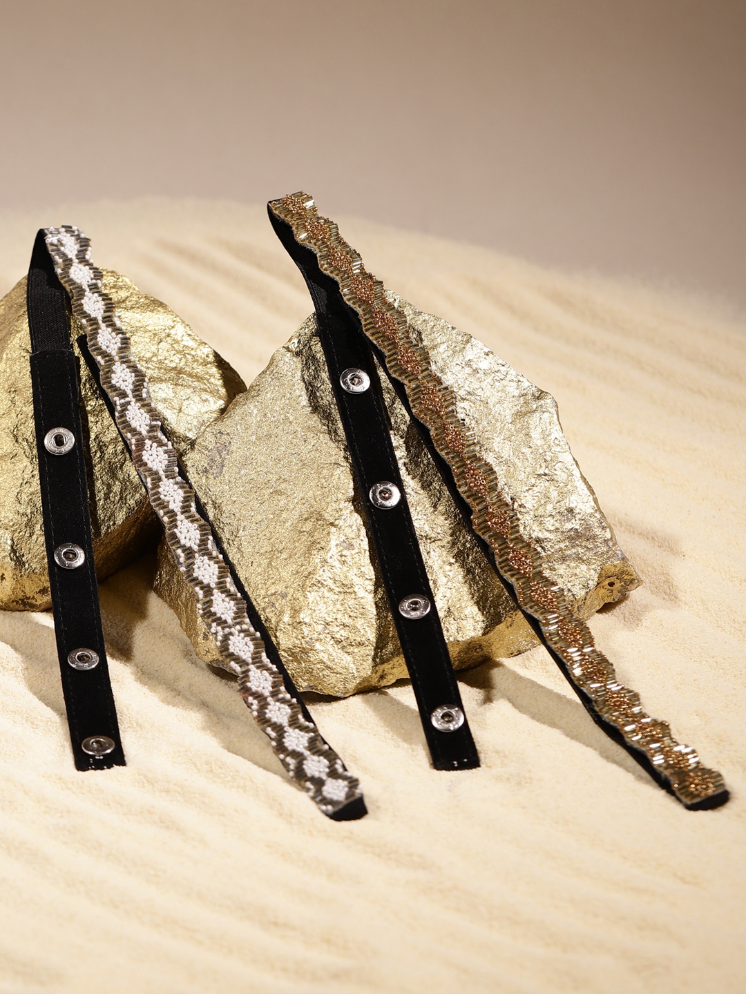 

DEEBACO Women Gold-Toned Pack Of 2 Embellished PU Belts