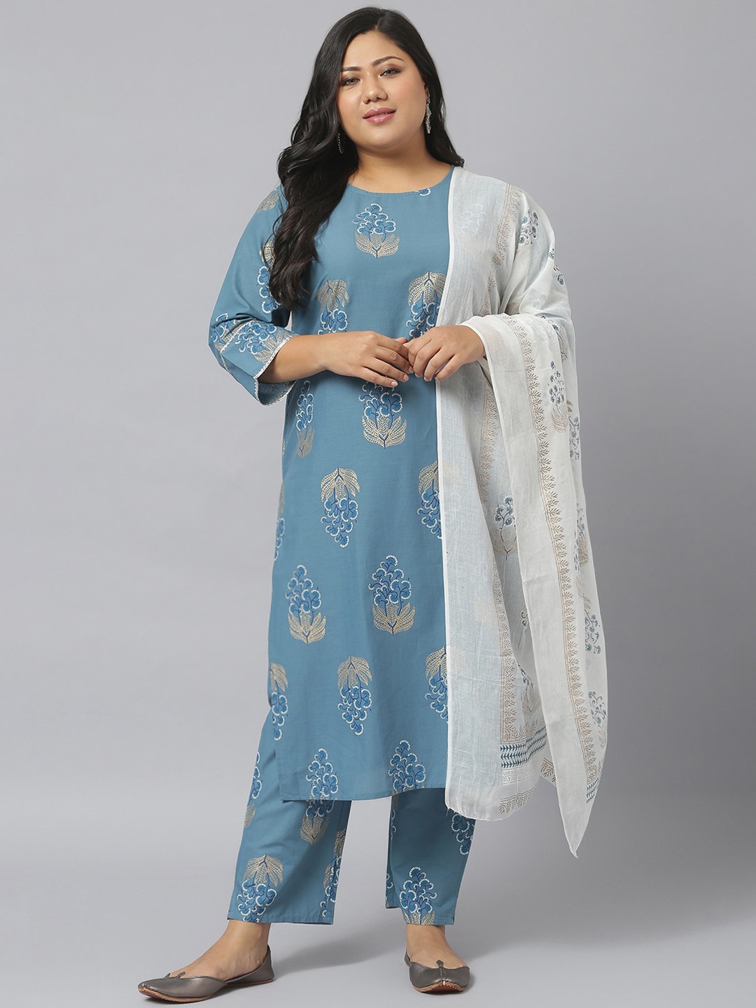 

Stylum Women Blue & White Floral Printed Pure Cotton Kurta With Palazzos & Dupatta