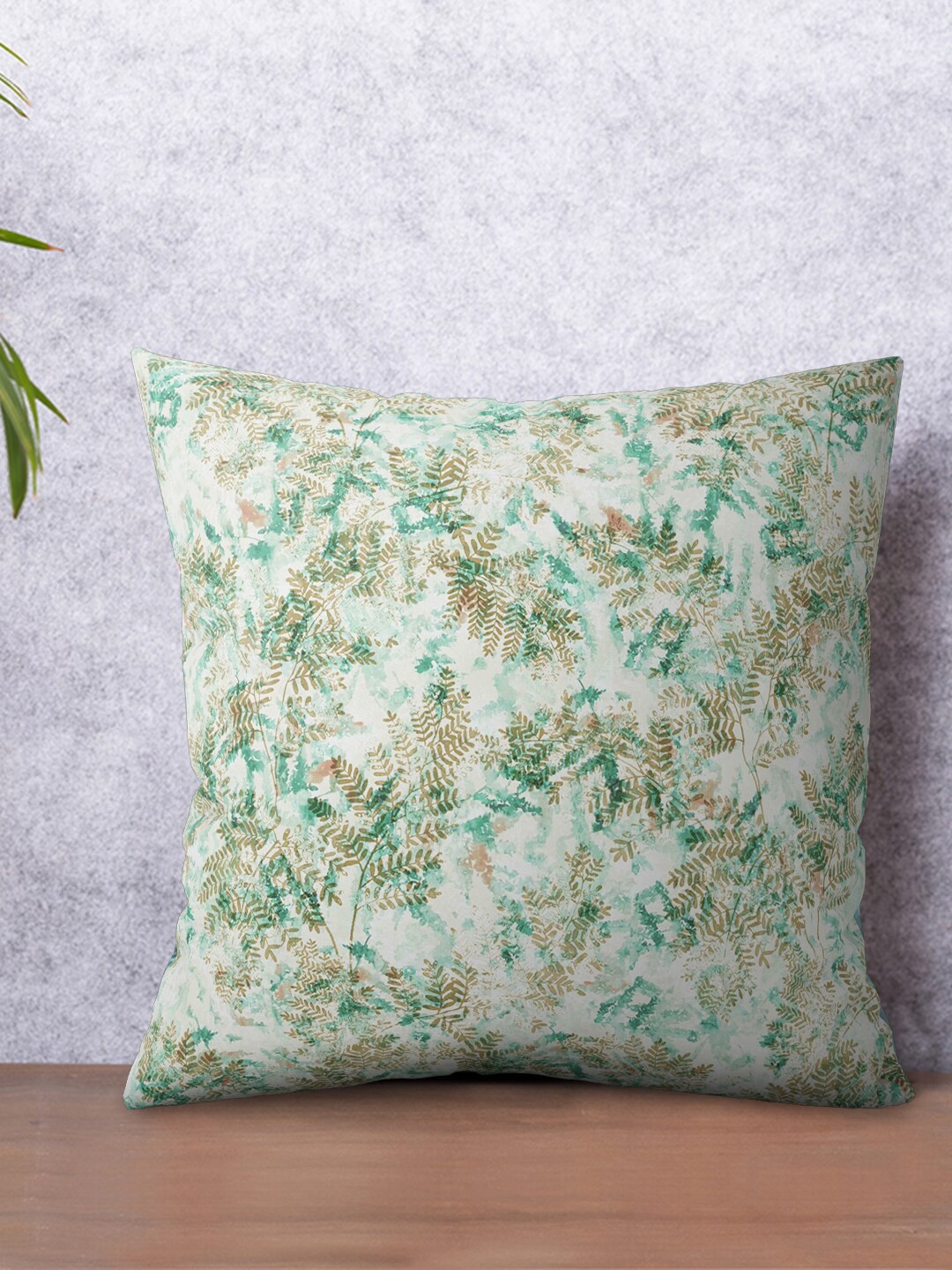

PETAL HOME Green Floral Square Cushion Cover