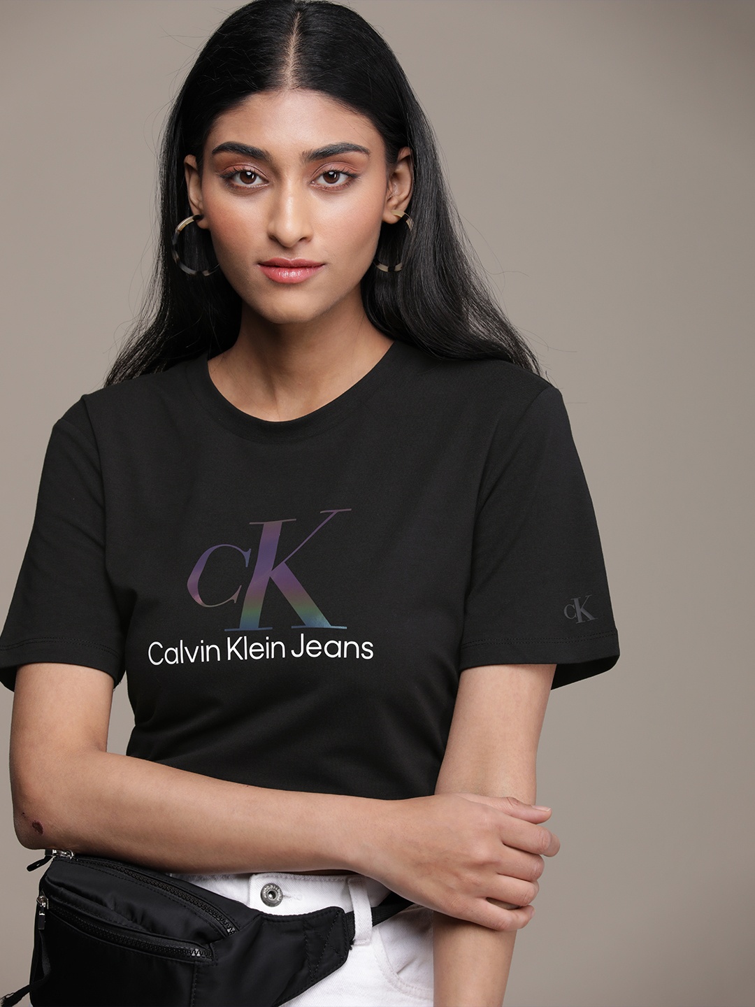 

Calvin Klein Jeans Women Black Brand Logo Printed Relaxed Fit T-shirt